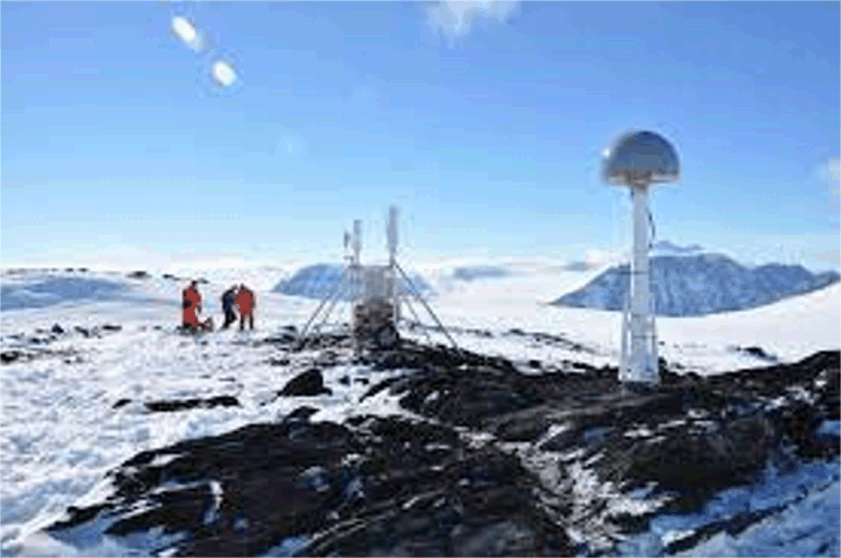 남극 대륙의 덴만 빙하(Denman Glacier)는 지구상에서 가장 외진 곳 중 하나입니다. 그곳에서 일하는 건 이런 느낌이야