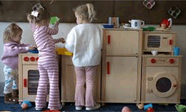 질 좋은 유아교육 및 보육에 대한 헌신은 영리 모델과 양립할 수 없습니다.