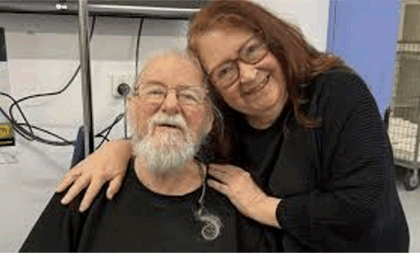 호주에서 가장 유명한 광고 징글 작곡가인 제프 에일링이 사망했습니다.