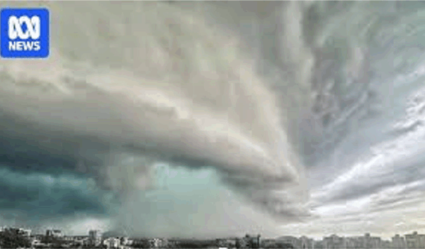 퀸즐랜드 정부, 폭풍 이후 기상청 웹사이트 변경 시점 비판