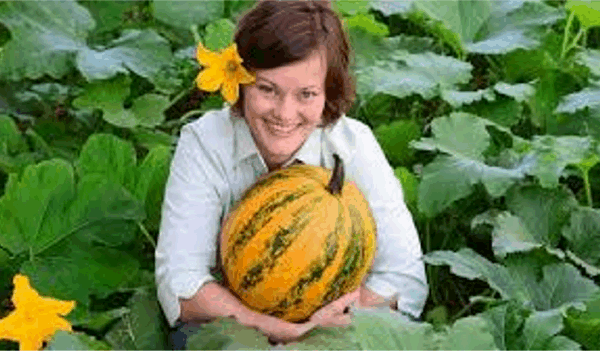 Sharan과 Jay Rivett은 맛있고 건강한 호박씨앗을 생산하는 가족 전통을 이어가고 있습니다.